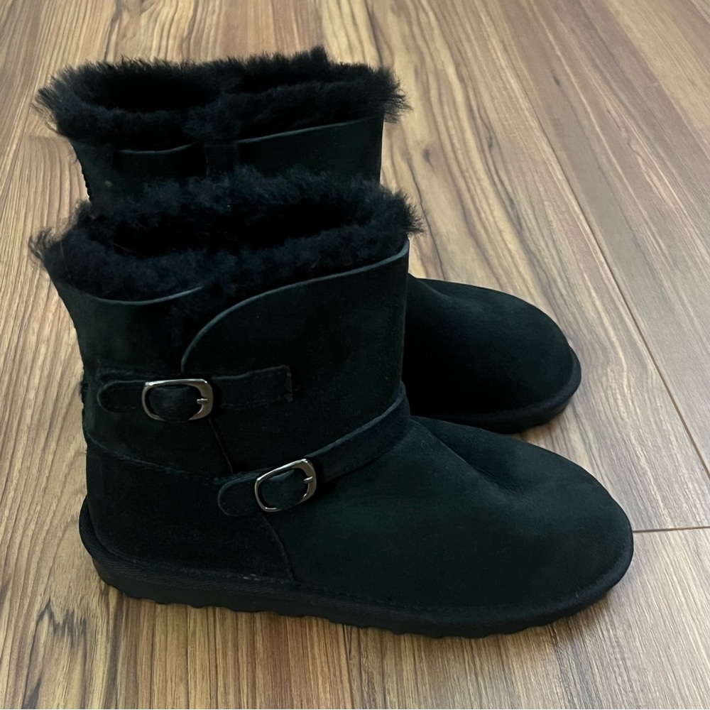 Kid’s Shearling Buckle Boot Size 3 NWT